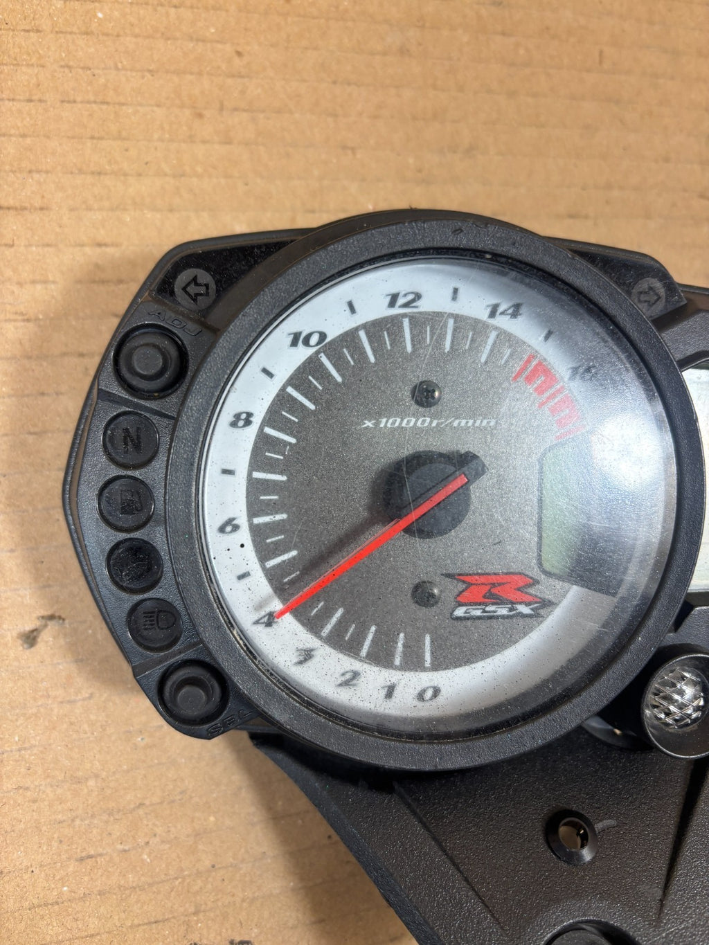 47078290
