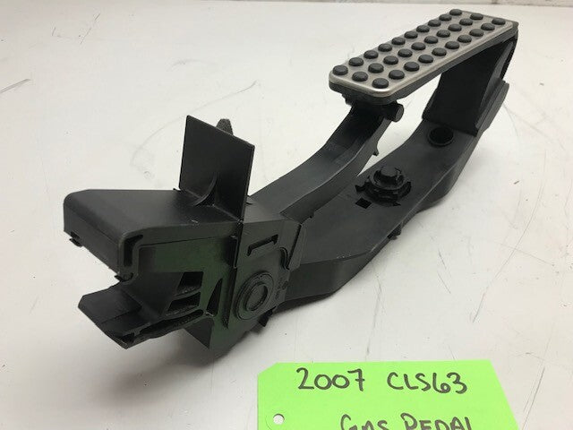 46072017