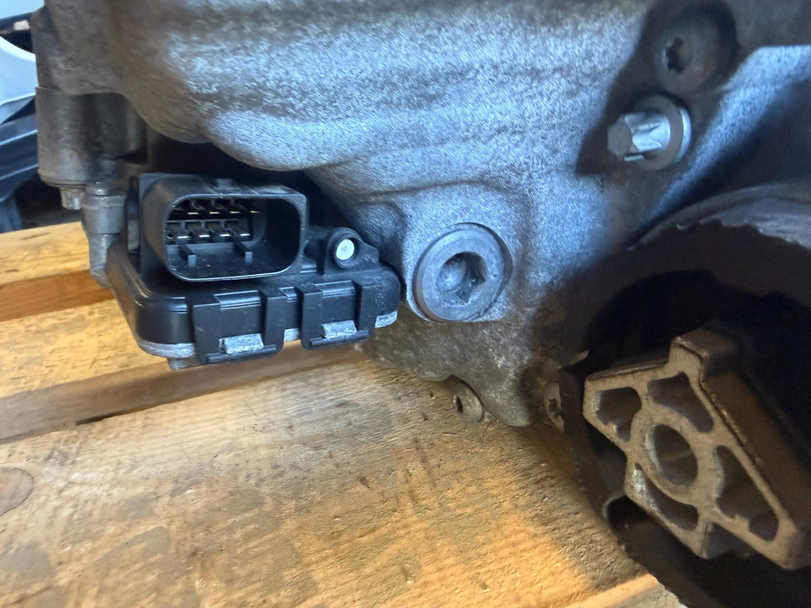 47104589