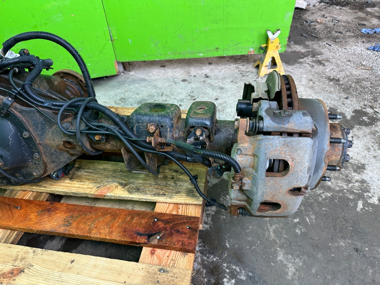47137287