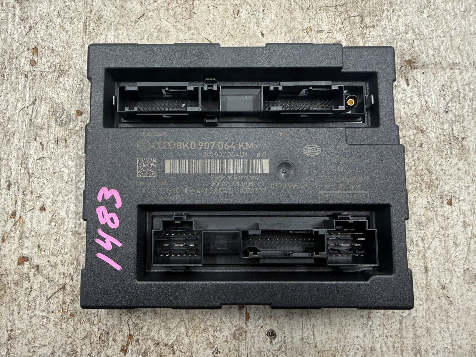 46738204