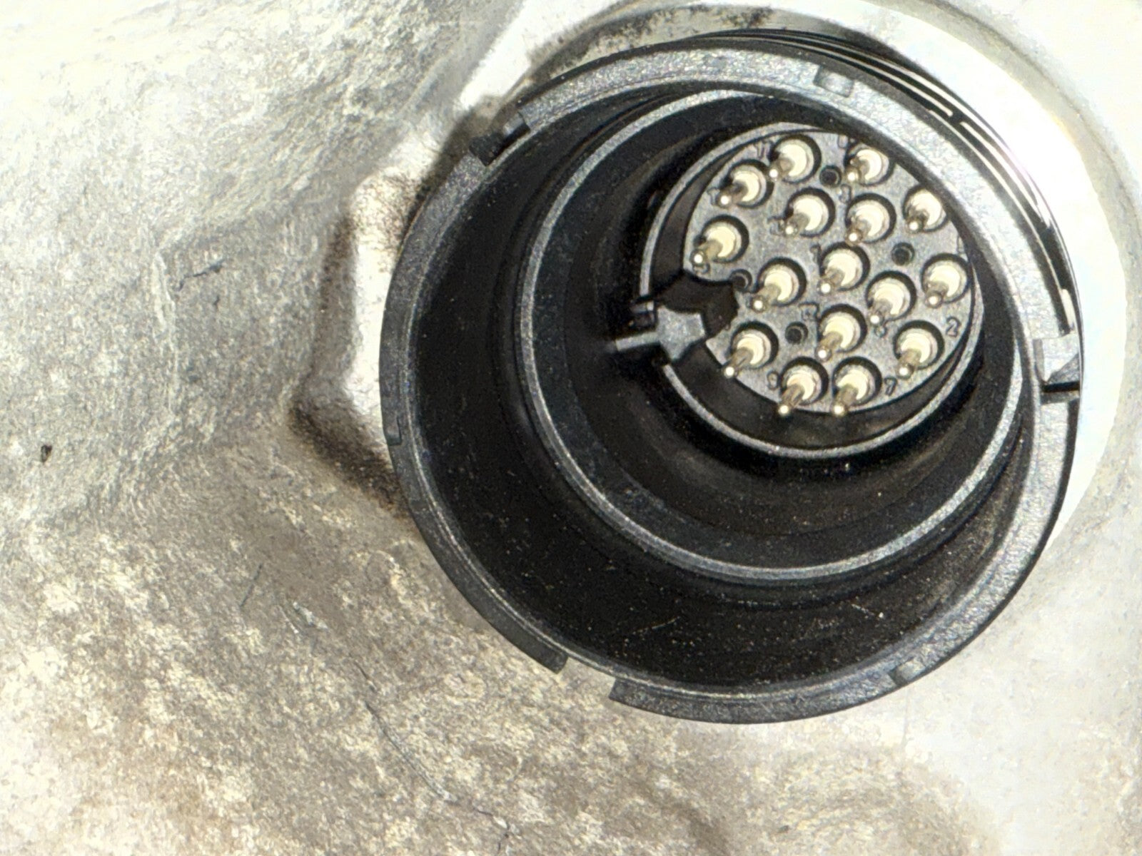 46072554