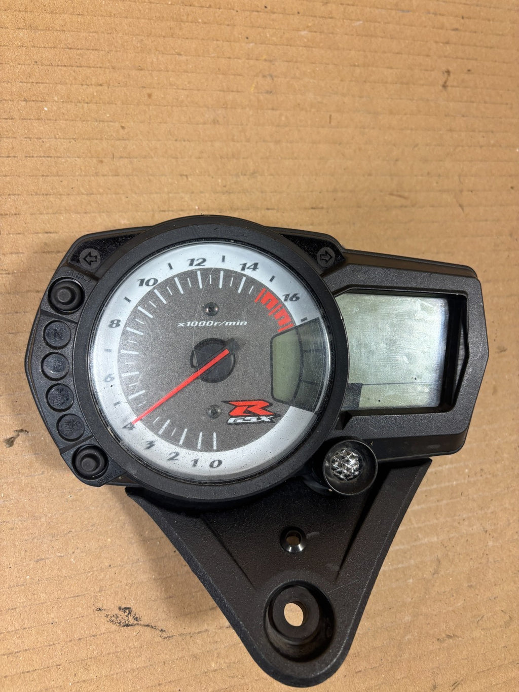 47078290