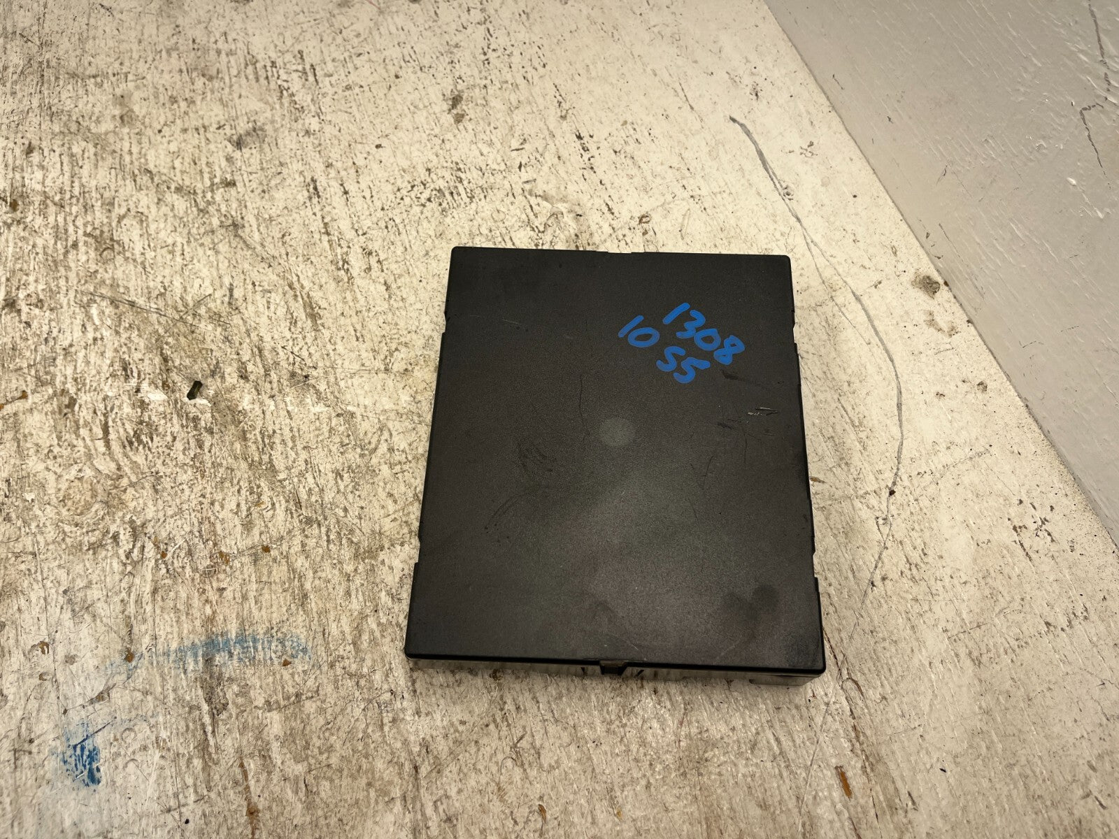 46739129