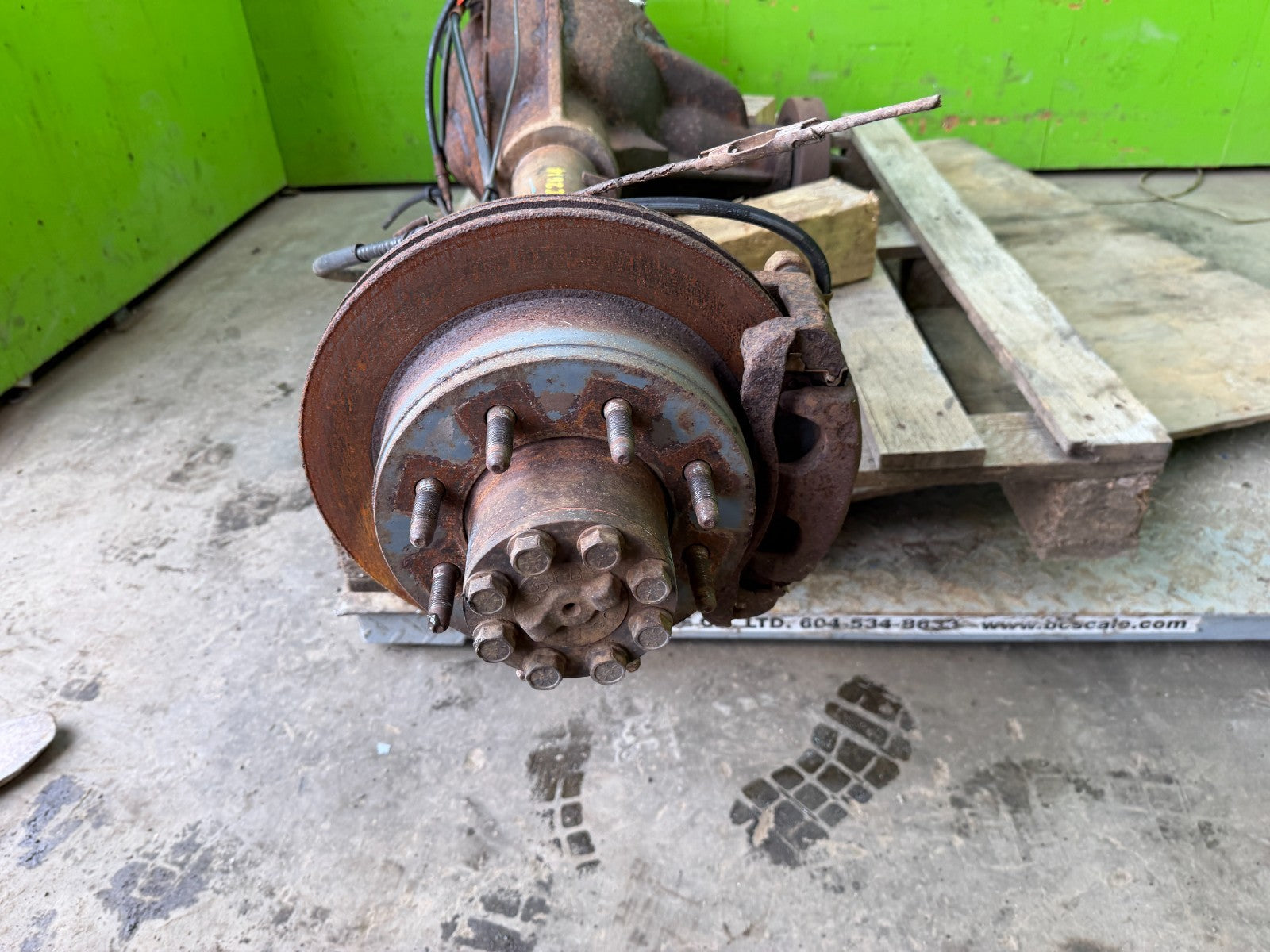 47524934