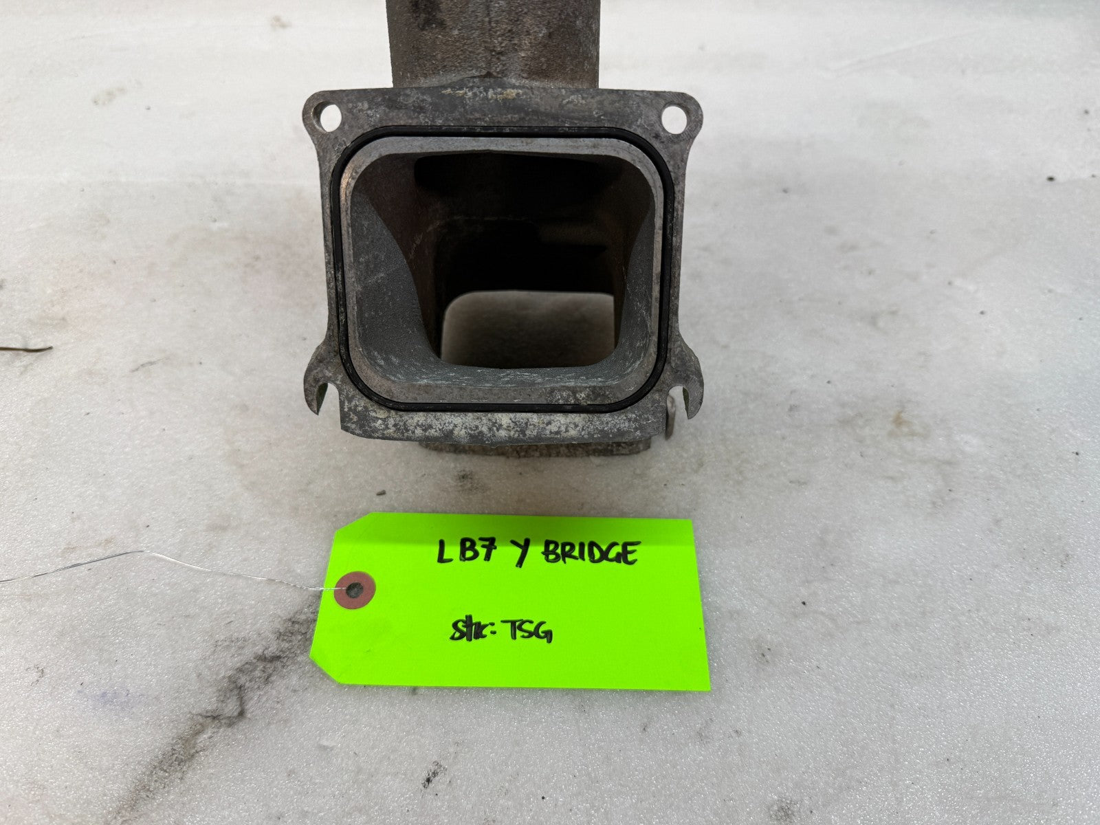 47558632