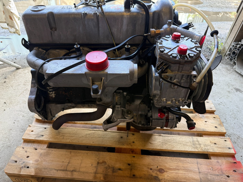 47711718