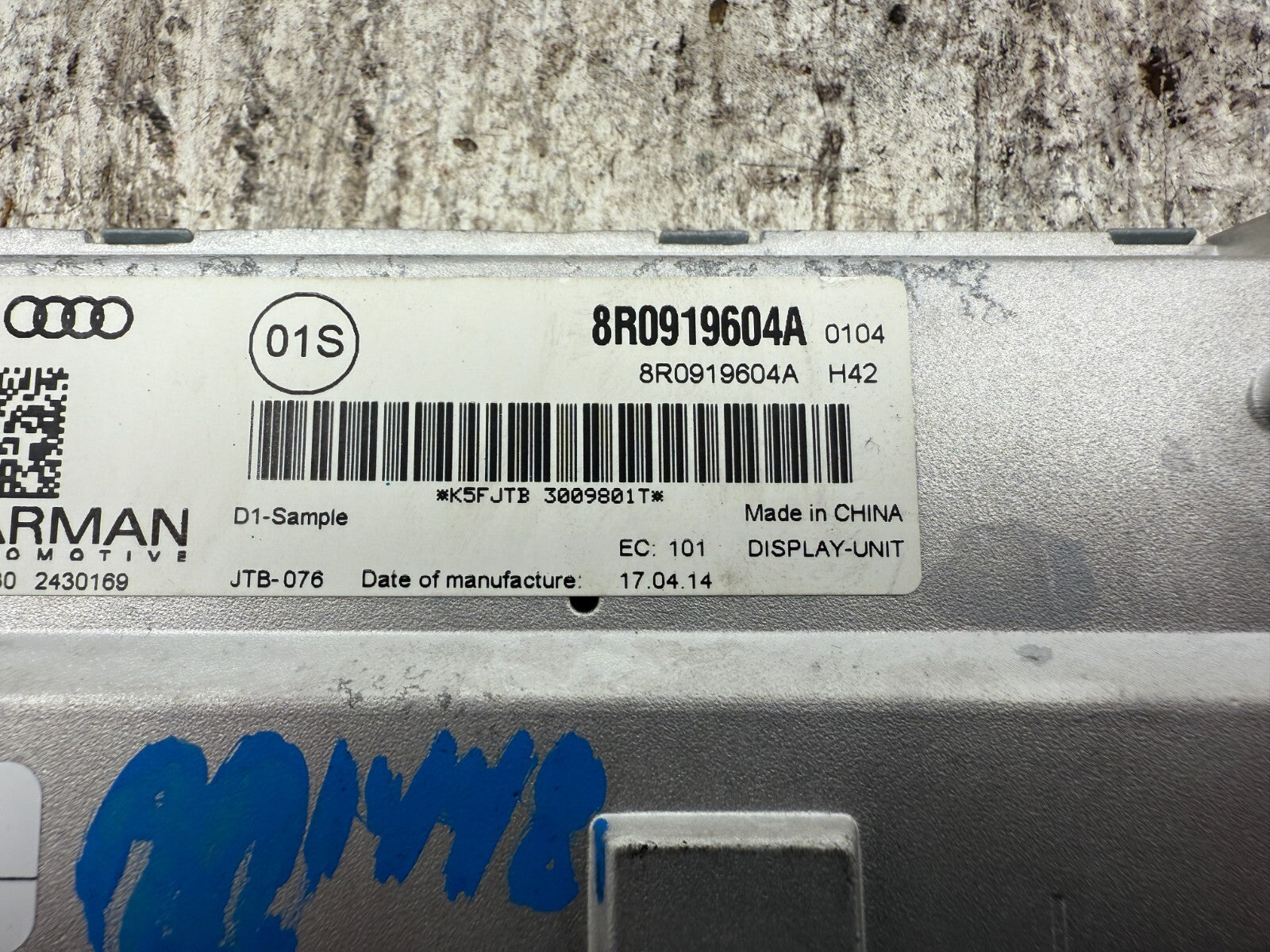 46741033