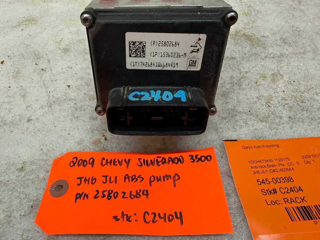 46913856