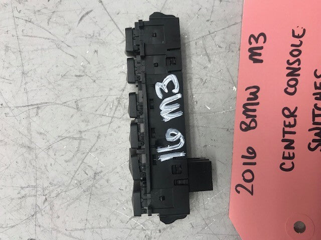 46072300