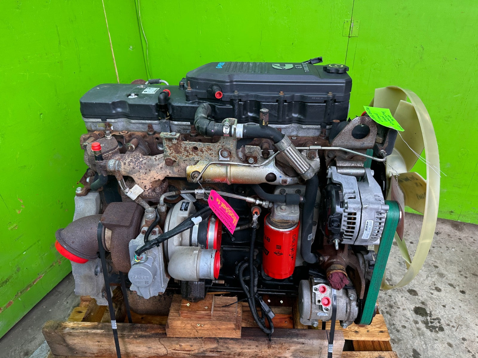 47143936