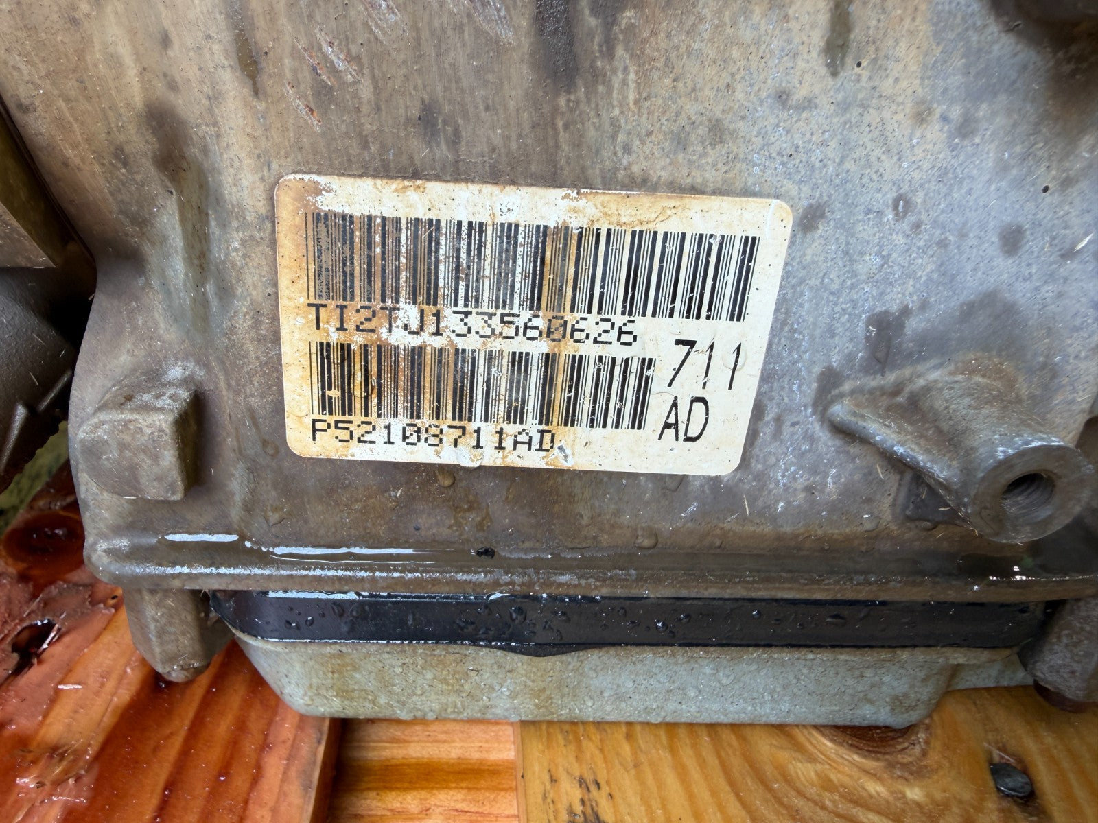 47615296