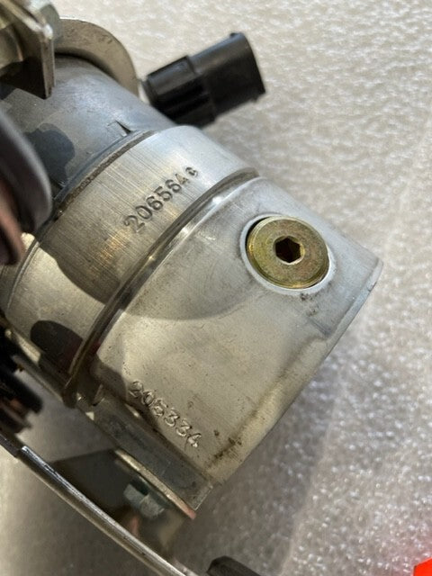 46073082