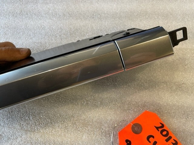 46073001