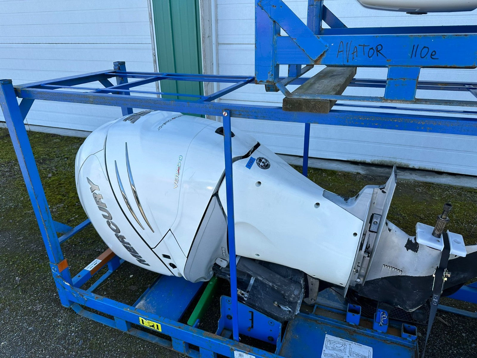 47104585