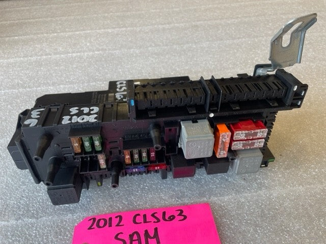 46073086