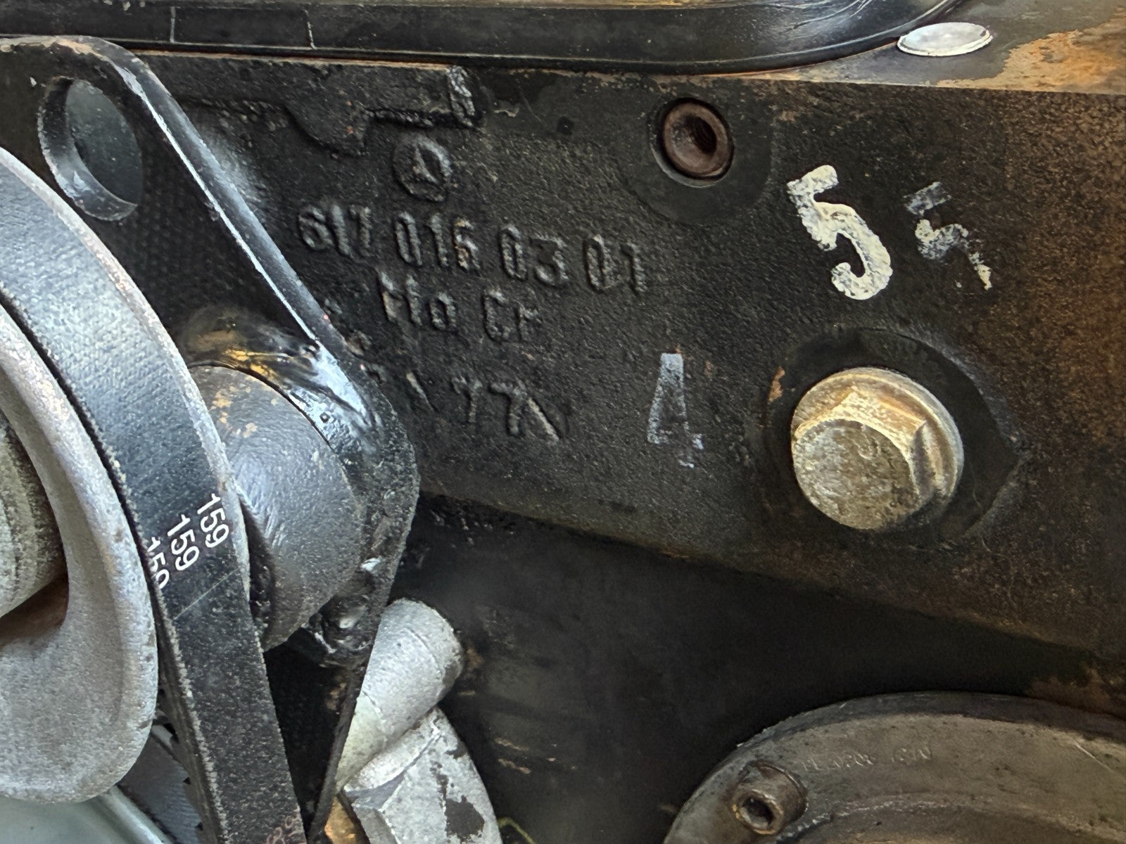 47711718