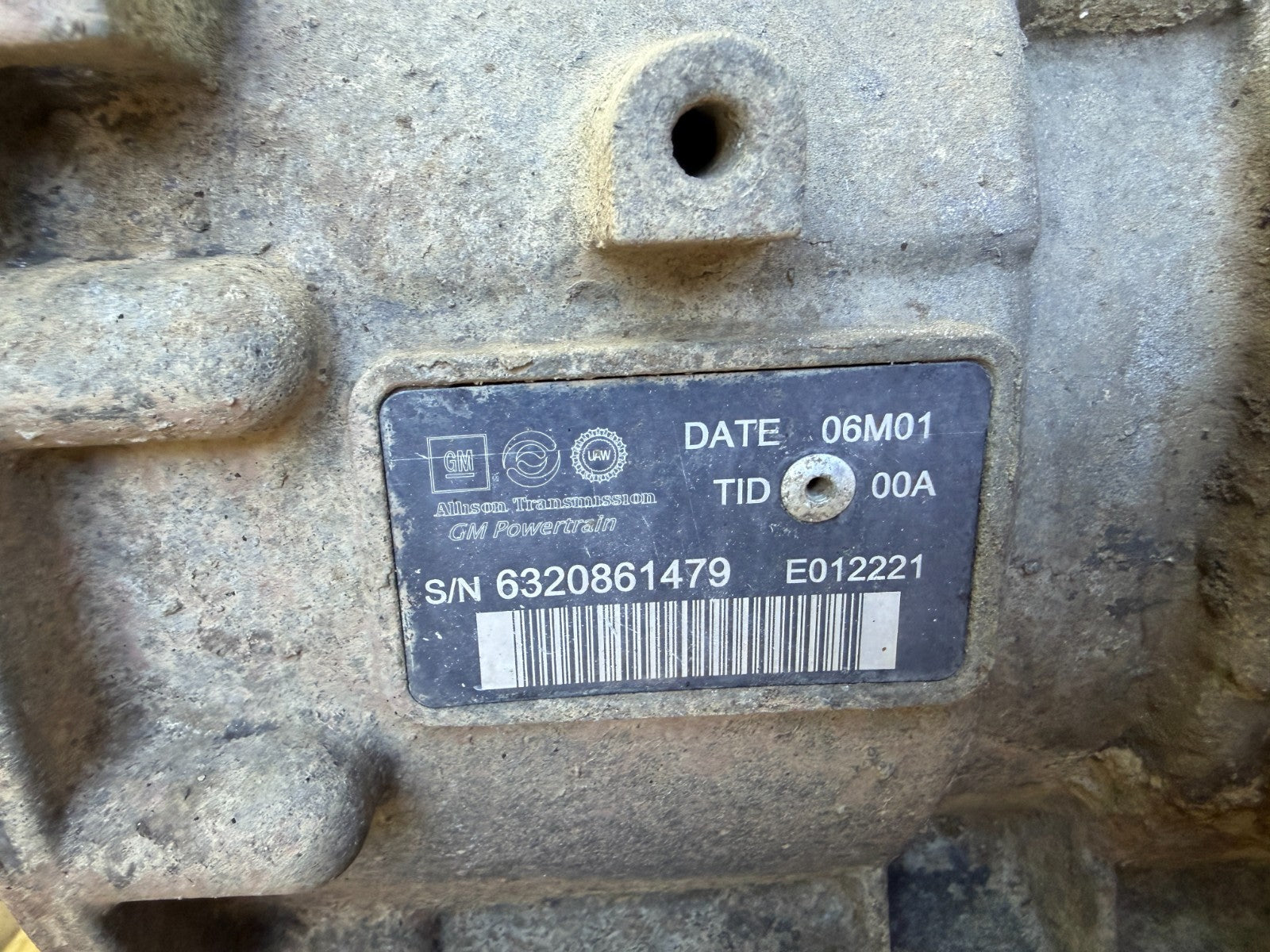 47717573