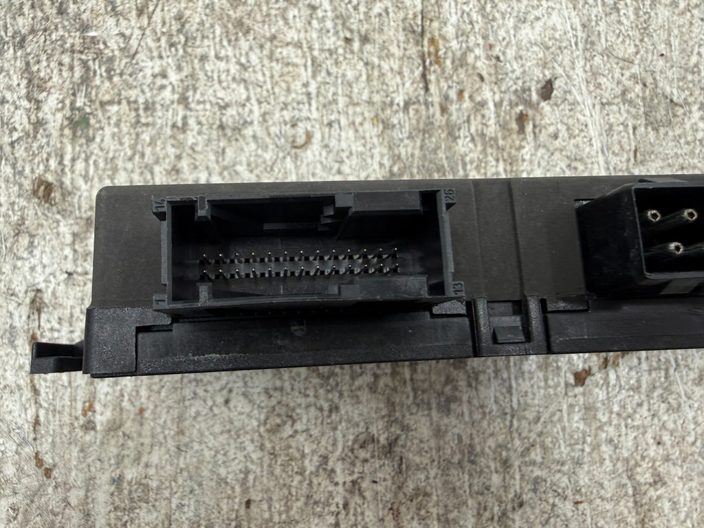 46954484
